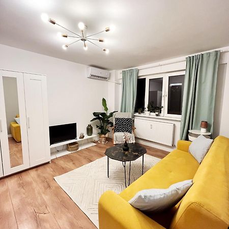 Lola'S Apartament Close To City Center Bucureşti Ngoại thất bức ảnh
