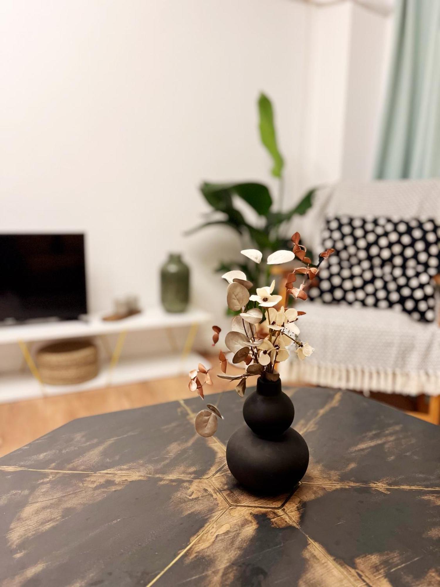 Lola'S Apartament Close To City Center Bucureşti Ngoại thất bức ảnh